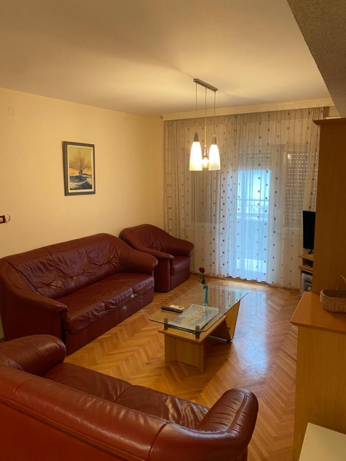 Apartman Luka + Free Parking Appartement